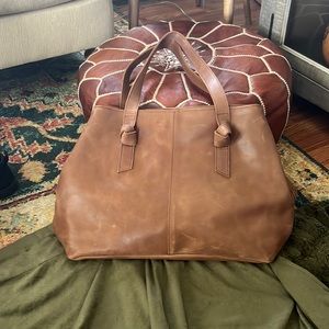 Able Rachel Bag. Large bag with 3 separate compartments! EUC